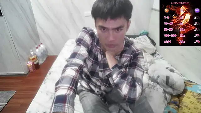 Snapshot of Big19Asia chatting on March 8, 2:40 pm Big19Asia online show from March 8, 2:40 pm