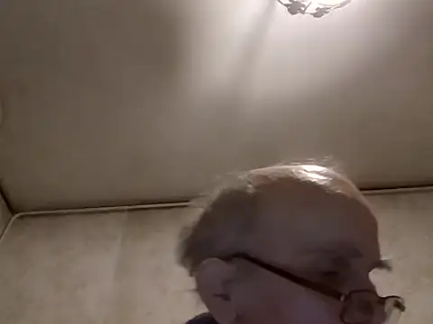 mariusica1xh online show from October 31, 3:24 pm