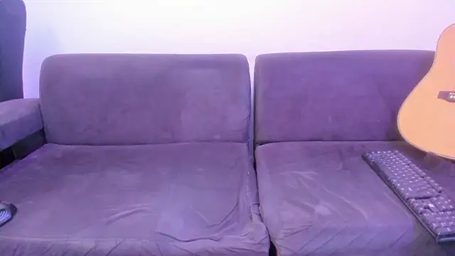 Henrikk senn online show from May 28, 1:58 am