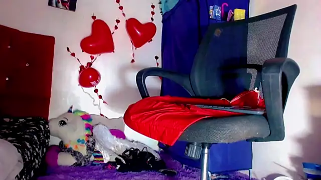 nicol gill  online show from February 15, 2:44 pm