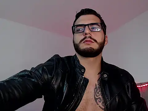 thomas gun online show from November 10, 4:00 am