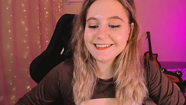 Snapshot of Diana_Flower chatting on February 10, 1:22 pm Diana Flower online show from February 10, 1:22 pm