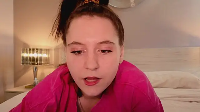 Snapshot of Diana_Flower chatting on October 24, 5:26 am Diana Flower online show from October 24, 5:26 am