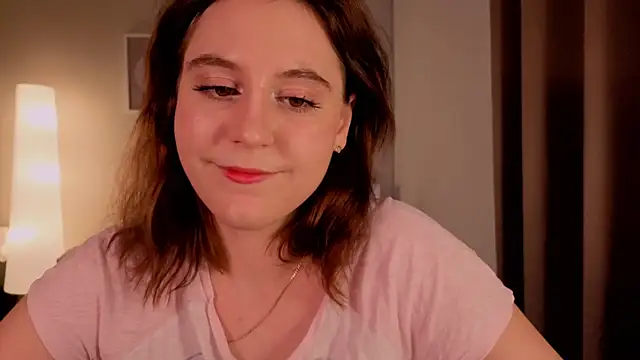 Snapshot of Diana_Flower chatting on November 22, 6:56 am Diana Flower online show from November 22, 6:56 am