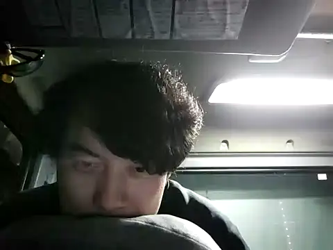 whitebriefboy online show from January 19, 5:28 pm