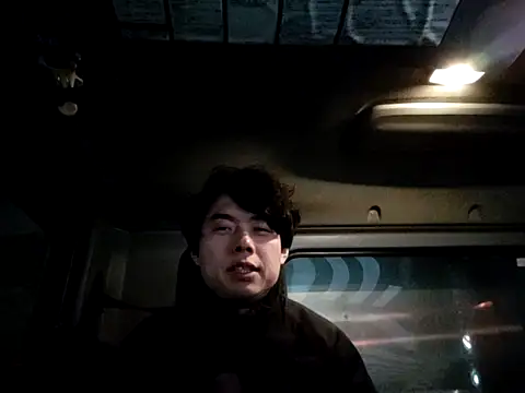 whitebriefboy online show from January 25, 2:03 pm