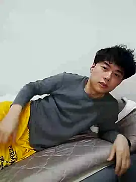 whitebriefboy online show from January 31, 5:09 am