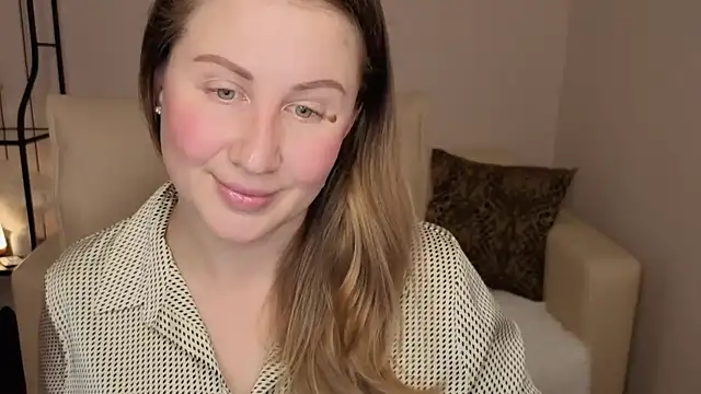 Snapshot of Helens_love chatting on November 4, 1:27 am Helens love online show from November 4, 1:27 am