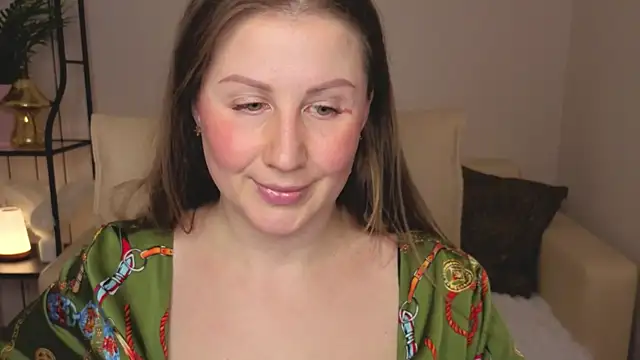 Helens love online show from April 28, 8:41 am