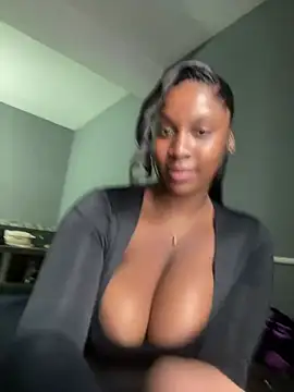 Candy Love 18 online show from February 23, 9:39 am