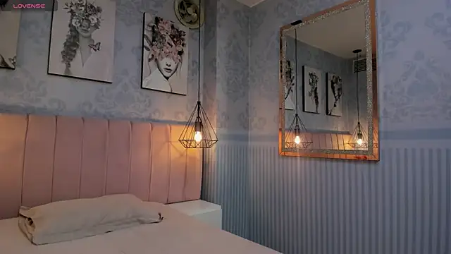 Annie Cute18  online show from November 19, 10:21 pm