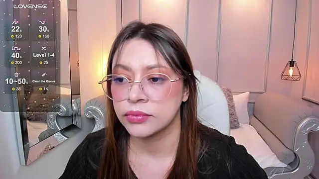 Lanna18 online show from September 23, 11:46 am
