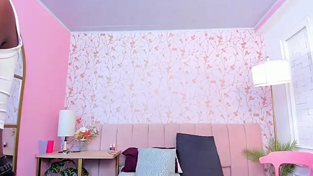 Snapshot of amber-hill chatting on March 24, 7:41 pm amber-hill online show from March 24, 7:41 pm
