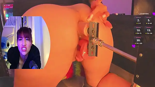 Snapshot of jolee__ chatting on November 9, 12:09 am jolee online show from November 9, 12:09 am