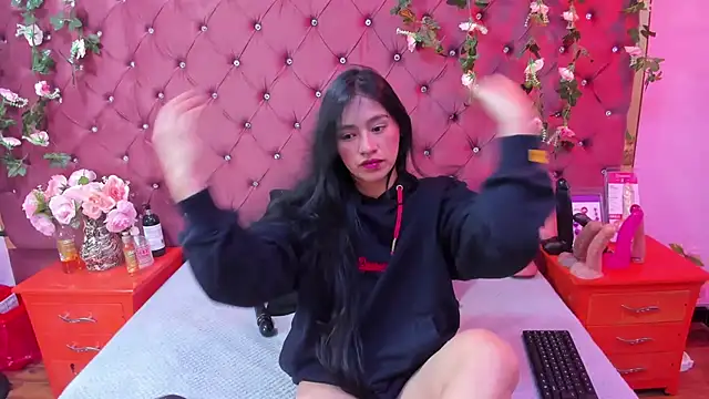 Snapshot of Mariana_Prin chatting on November 29, 2:47 am Mariana Prin online show from November 29, 2:47 am