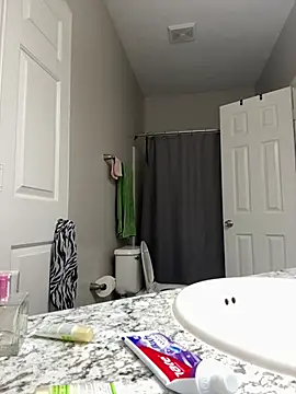 SexyHoneyRedd online show from March 13, 10:36 am