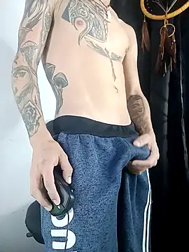 Snapshot of semalas69 chatting on February 6, 10:43 pm semalas69 online show from February 6, 10:43 pm