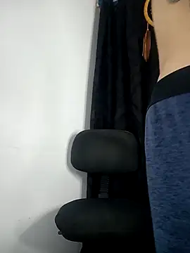 Snapshot of semalas69 chatting on March 1, 3:43 am semalas69 online show from March 1, 3:43 am