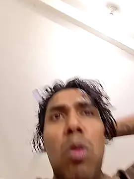 Snapshot of riya190 chatting on December 5, 5:31 pm riya190 online show from December 5, 5:31 pm