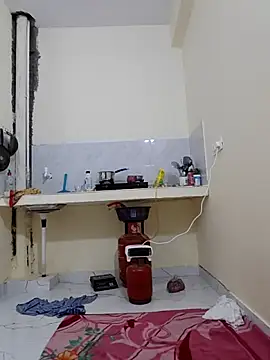 Snapshot of riya190 chatting on January 13, 6:24 pm riya190 online show from January 13, 6:24 pm