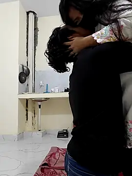 Snapshot of riya190 chatting on January 17, 6:33 pm riya190 online show from January 17, 6:33 pm