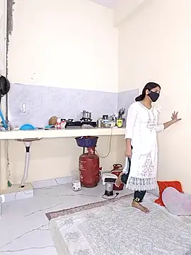 Snapshot of riya190 chatting on February 7, 8:07 am riya190 online show from February 7, 8:07 am