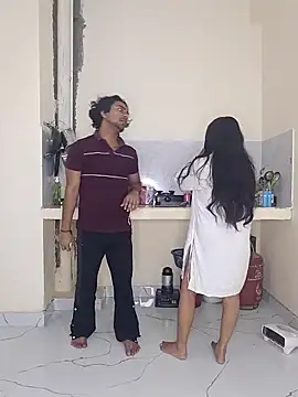 Snapshot of riya190 chatting on February 21, 6:42 pm riya190 online show from February 21, 6:42 pm