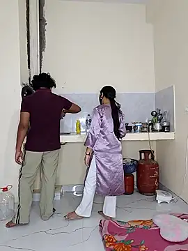 Snapshot of riya190 chatting on March 7, 5:32 pm riya190 online show from March 7, 5:32 pm