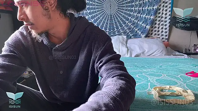 Snapshot of isissun03 chatting on November 10, 12:37 pm isissun03 online show from November 10, 12:37 pm