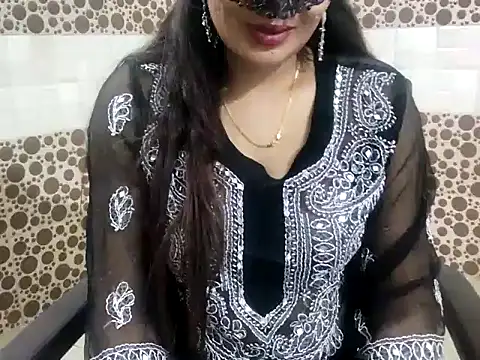 Snapshot of Aarvi_Arora chatting on December 5, 5:17 pm Aarvi Arora online show from December 5, 5:17 pm