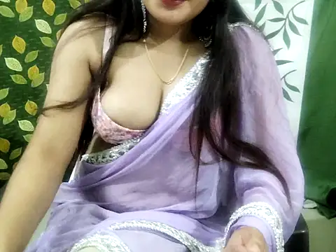 Snapshot of Aarvi_Arora chatting on February 15, 11:50 am Aarvi Arora online show from February 15, 11:50 am