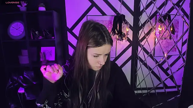 Snapshot of Lily_Moonlight chatting on January 23, 7:54 am Lily Moonlight online show from January 23, 7:54 am