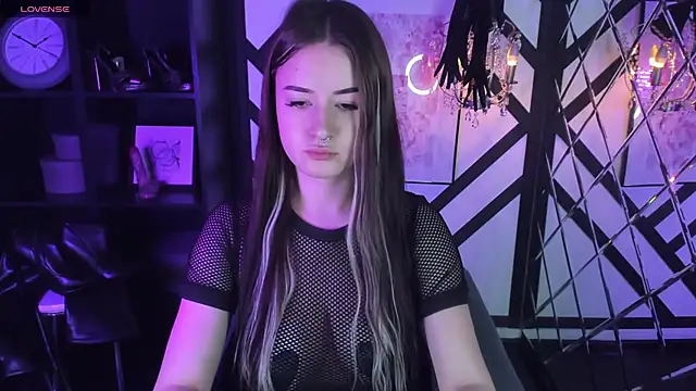 Snapshot of Lily_Moonlight chatting on January 23, 11:04 am Lily Moonlight online show from January 23, 11:04 am