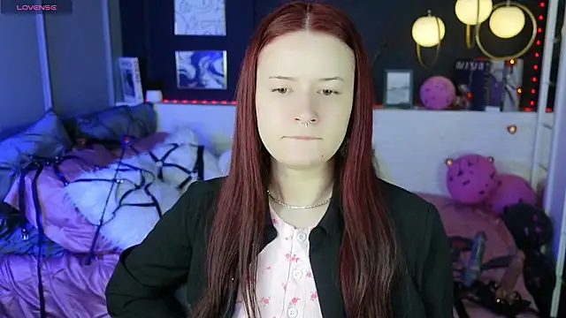 Lily Moonlight online show from February 20, 1:55 pm