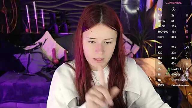 Snapshot of Lily_Moonlight chatting on July 23, 7:17 am Lily Moonlight online show from July 23, 7:17 am