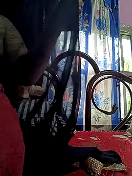 Snapshot of Beautyy38 chatting on February 19, 3:06 am Beautyy38 online show from February 19, 3:06 am