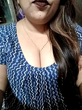 Snapshot of Beautyy38 chatting on February 26, 7:27 pm Beautyy38 online show from February 26, 7:27 pm