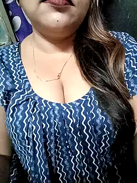 Snapshot of Beautyy38 chatting on February 28, 7:25 pm Beautyy38 online show from February 28, 7:25 pm