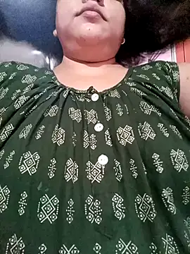 Snapshot of Beautyy38 chatting on September 21, 10:17 am Beautyy38 online show from September 21, 10:17 am