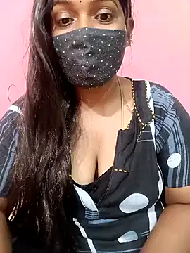 Snapshot of Renuma chatting on January 8, 3:08 am Renuma online show from January 8, 3:08 am