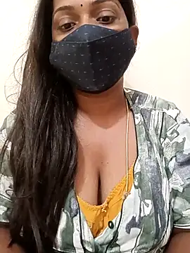 Snapshot of Renuma chatting on February 17, 3:58 am Renuma online show from February 17, 3:58 am