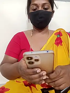 Snapshot of Renuma chatting on February 21, 3:10 pm Renuma online show from February 21, 3:10 pm