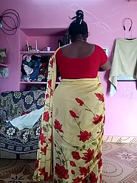 Snapshot of Renuma chatting on November 11, 3:50 am Renuma online show from November 11, 3:50 am