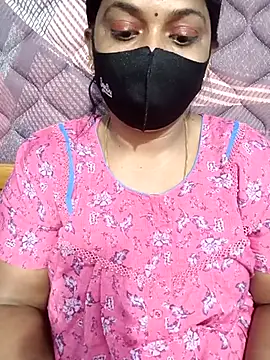 Snapshot of Renuma chatting on December 15, 9:46 am Renuma online show from December 15, 9:46 am