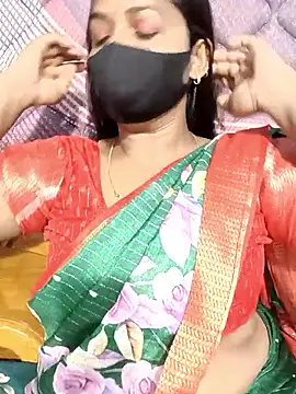 Snapshot of Renuma chatting on December 18, 3:56 am Renuma online show from December 18, 3:56 am