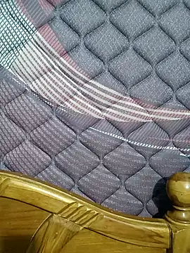 Snapshot of Renuma chatting on February 3, 6:22 am Renuma online show from February 3, 6:22 am