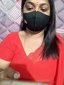 Snapshot of Renuma chatting on February 5, 3:55 am Renuma online show from February 5, 3:55 am