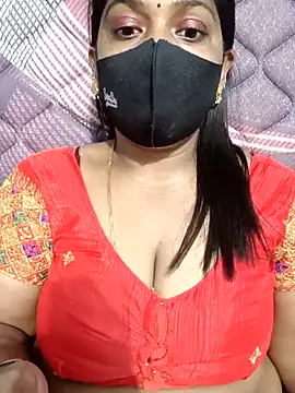 Snapshot of Renuma chatting on February 6, 4:17 am Renuma online show from February 6, 4:17 am