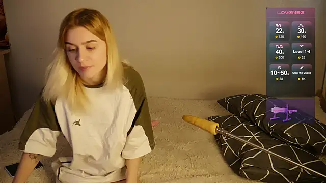 ley tori online show from March 31, 2:57 am