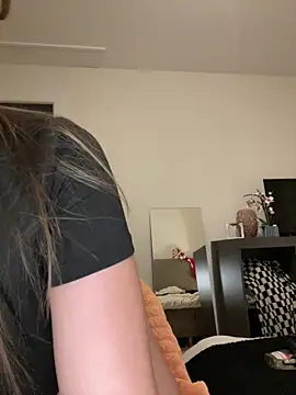 Snapshot of Joanachupa chatting on June 20, 7:38 pm Joanachupa online show from June 20, 7:38 pm